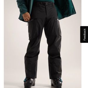 Lightly used mens M Arc’teryx Gortex ski pants